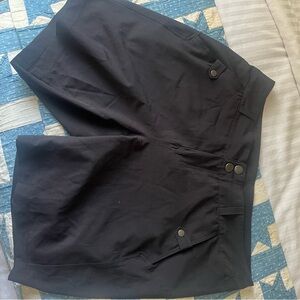 Kyodan Outdoor shorts small EUC
